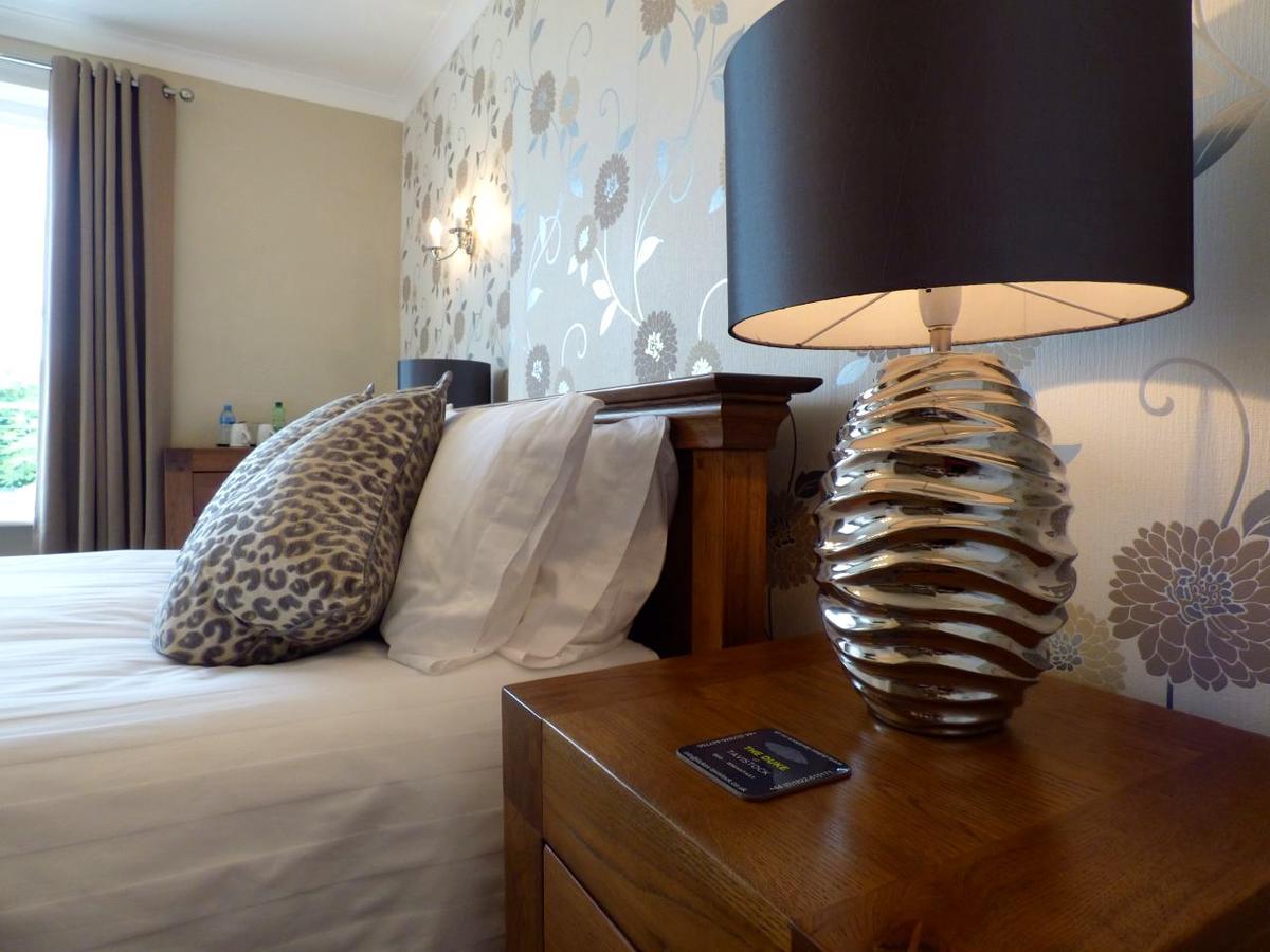 The Duke Of Tavistock Hotel ภายนอก รูปภาพ