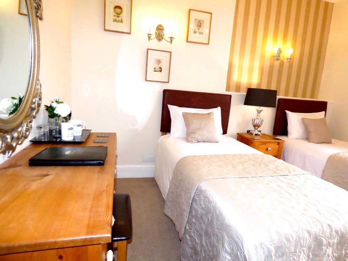 The Duke Of Tavistock Hotel ภายนอก รูปภาพ